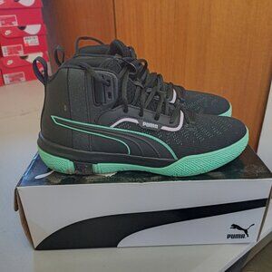 Size 10.5 - Puma Legacy Dark Mode og box worn once